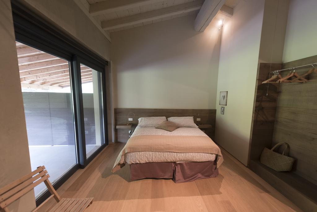 Agriturismo Locanda Del Pesco Collebeato Экстерьер фото