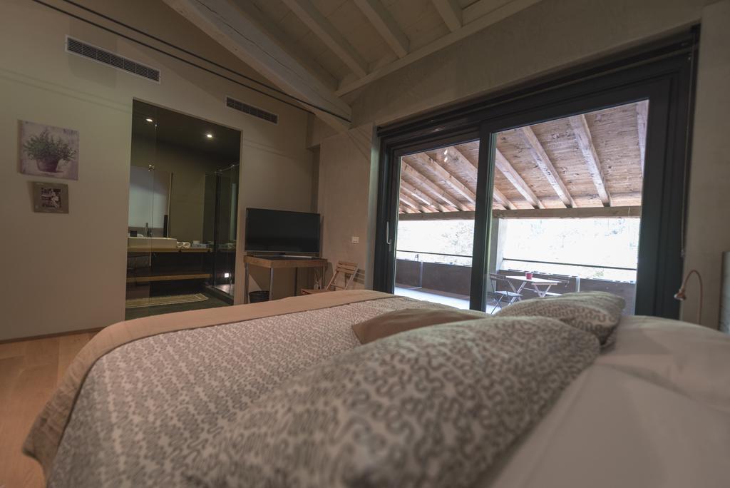 Agriturismo Locanda Del Pesco Collebeato Номер фото